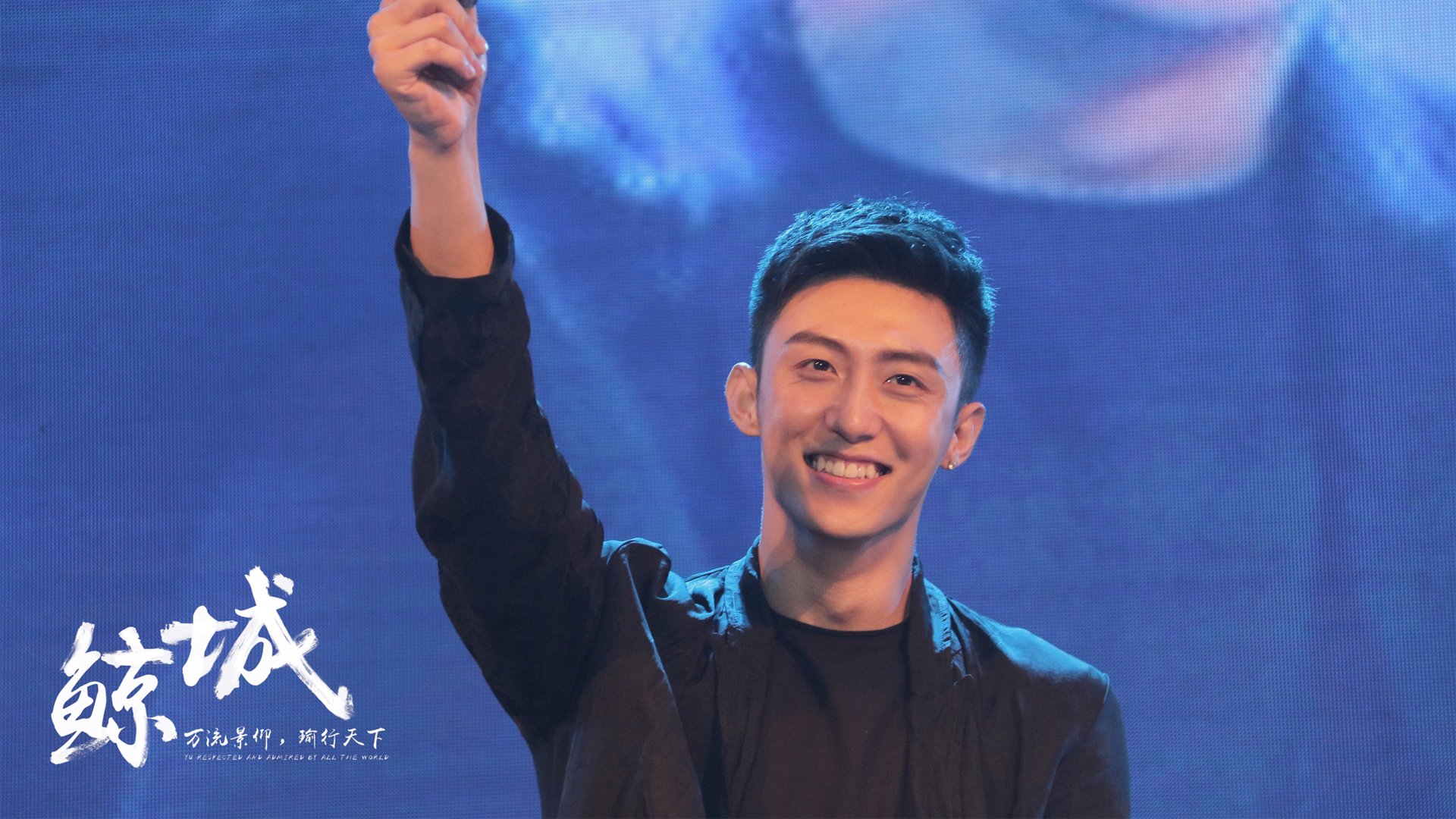 “青训营地成功举办国际青少年足球交流营”，国际青少年足球邀请赛
