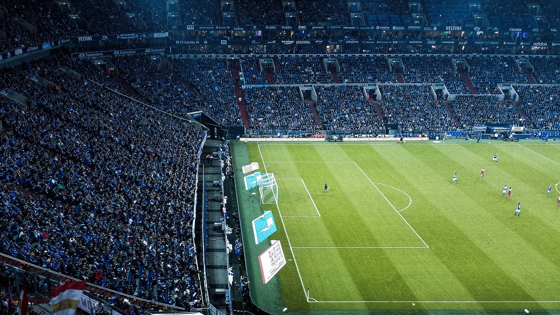 APEX英雄 线上赛观赛人数创新高，apex比赛录像