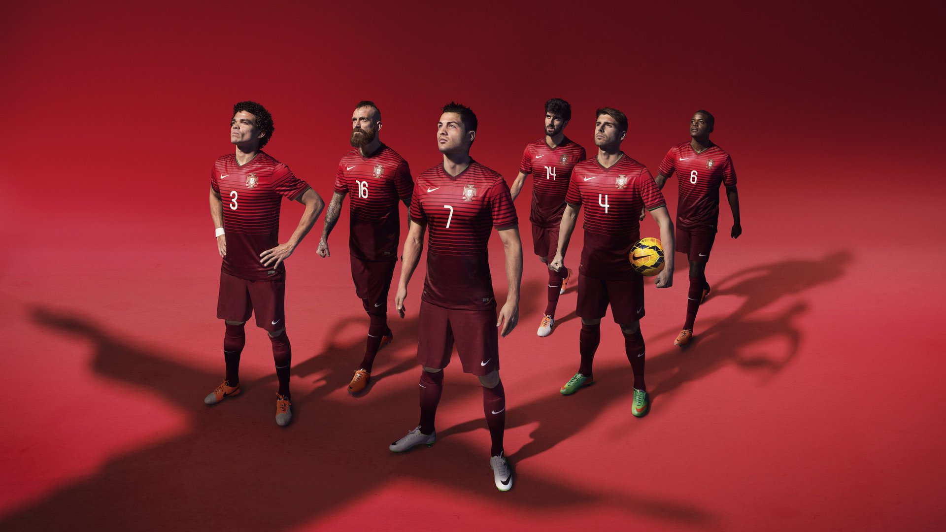 _夜空足球赛：星光下的激情时刻_，星空说足球