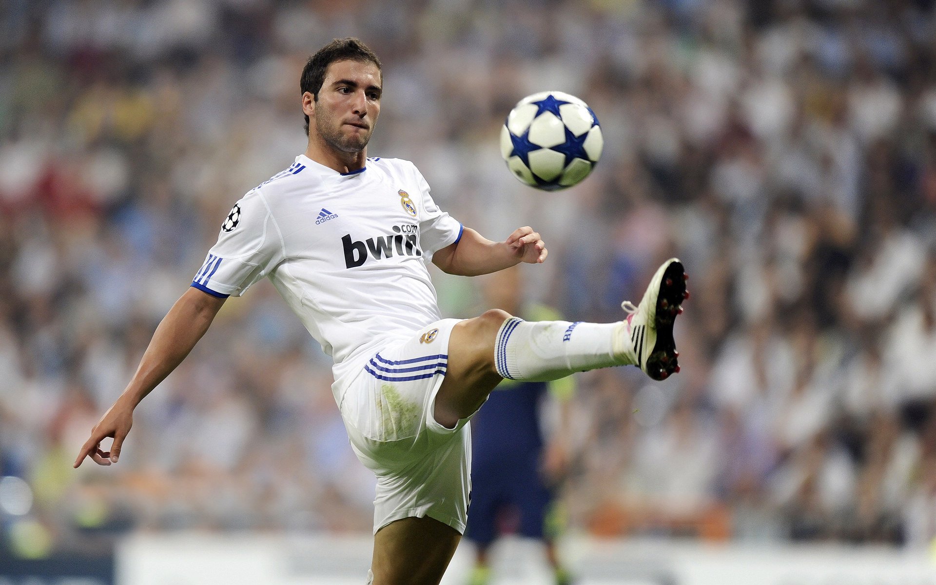 精彩任意球:本周五大经典进球集锦,任意球精彩进球瞬间