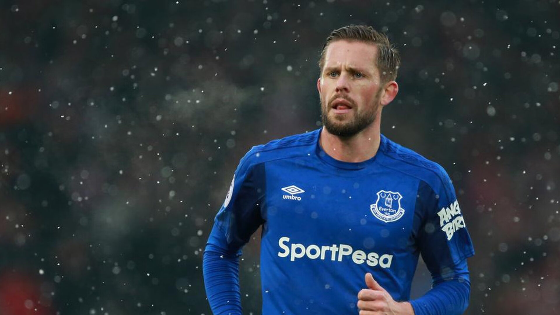 英超背水一战，教练谈战术调整，放眼英超,谁能打爆这条防线